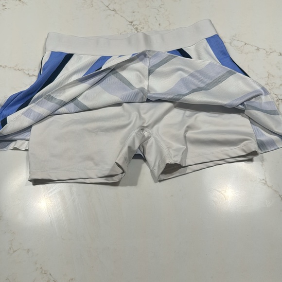 Nike Tennis Skort - Medium - Picture 2 of 5